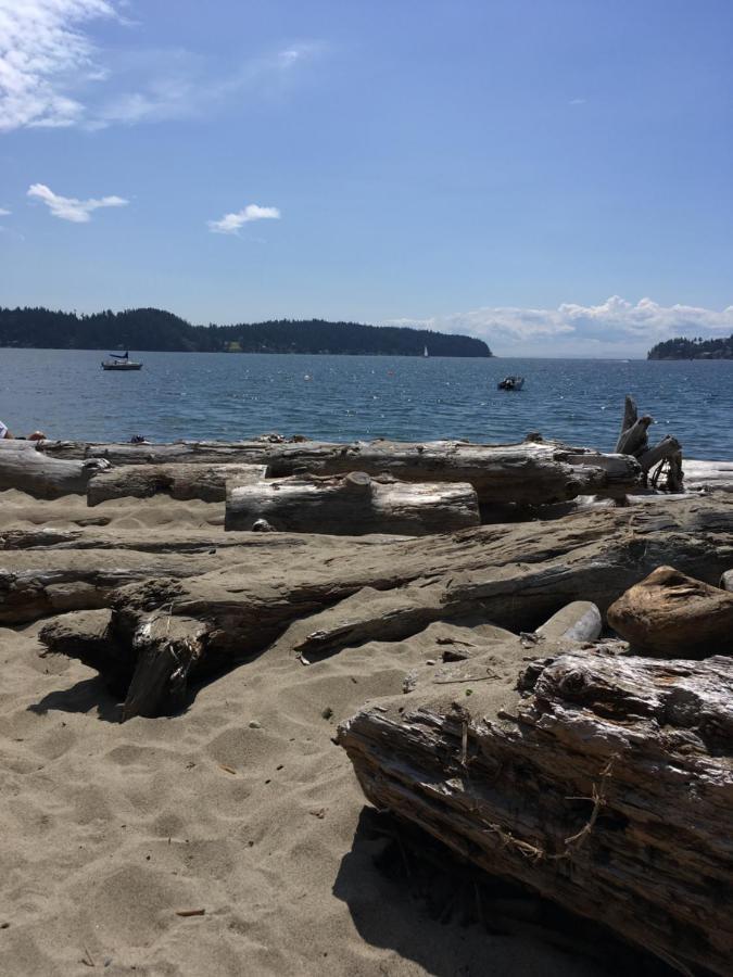 Oceanfront Suite Gibsons Exterior foto